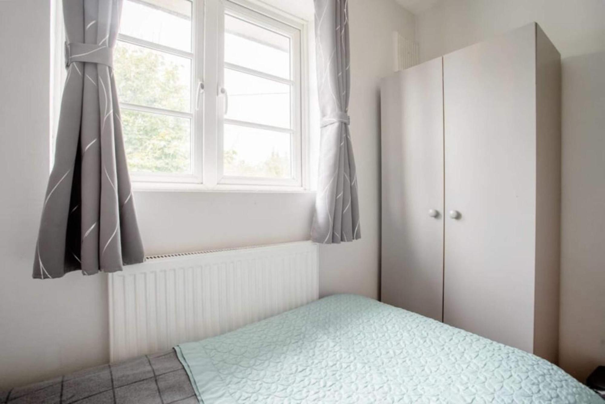 London Comfy Doubles Aparthotel Bagian luar foto