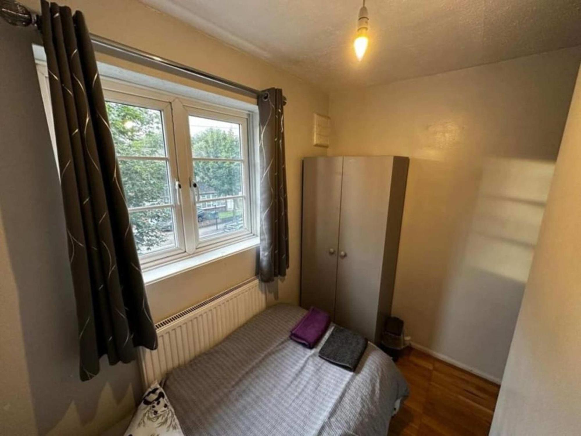 London Comfy Doubles Aparthotel Bagian luar foto