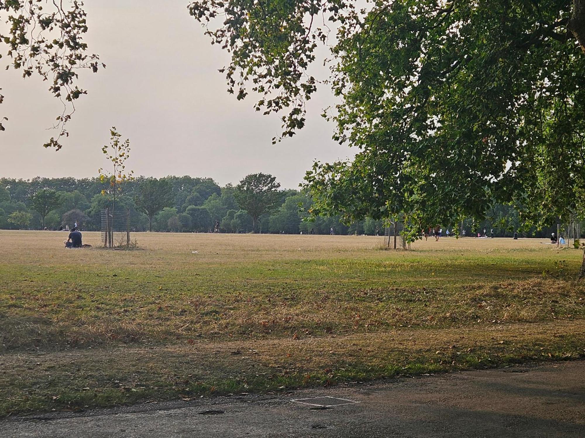 London Comfy Doubles Aparthotel Bagian luar foto